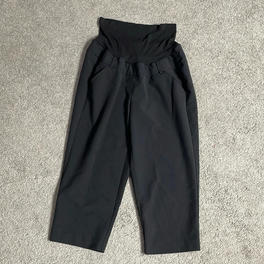 Duo Maternity Black Pull On Dress Pant Capris With Belly Band | Size Medium
